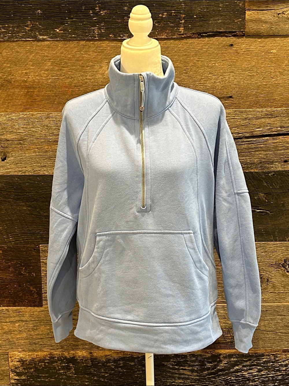 Lululemon Scuba Funnel Neck Half Zip Sweatshirt. XS